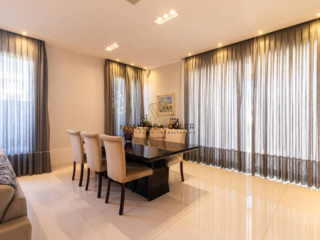 Casa para Venda em Santana de Parnaíba - 5