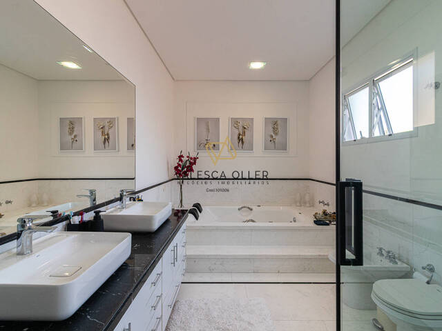 Casa para Venda em Santana de Parnaíba - 2