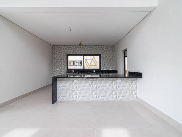 Casa para Venda em Santana de Parnaíba - 5