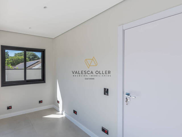 Casa para Venda em Santana de Parnaíba - 2
