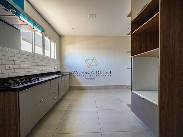 #3906 - Casa para Venda em Jandira - SP - 2