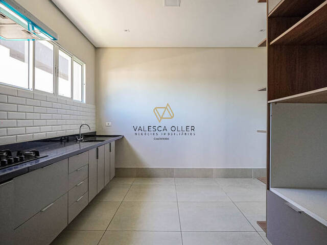 #3906 - Casa para Venda em Jandira - SP - 3