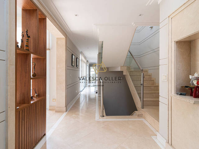 Casa para Venda em Santana de Parnaíba - 2