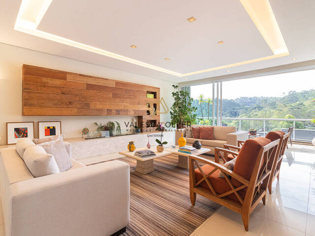 Casa para Venda em Santana de Parnaíba - 4