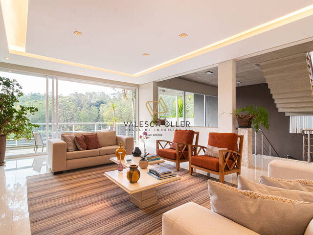 Casa para Venda em Santana de Parnaíba - 5