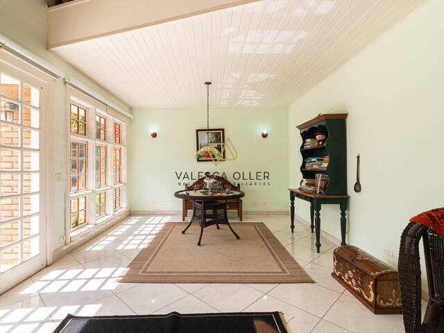 Casa para Venda em Santana de Parnaíba - 5