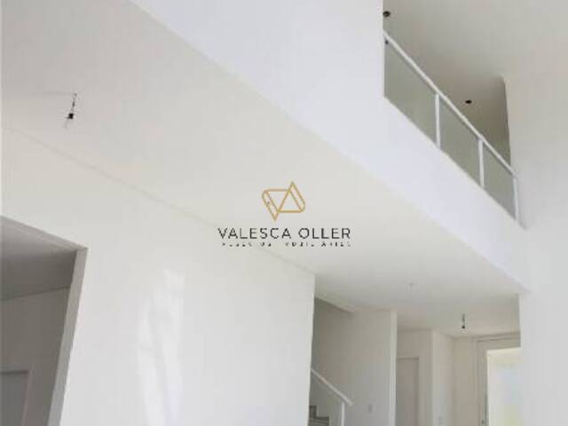 Casa para Venda em Jandira - 2